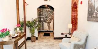 The Fitz Flats Gallery 1