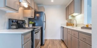 Bull Mountain Heights Gallery 1