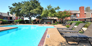 Greenbriar Apartments Gallery 8