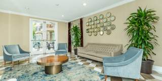 La Belle at Hollywood Tower Gallery 11