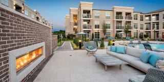Ten 45 Suwanee Luxury Apartments Gallery 28
