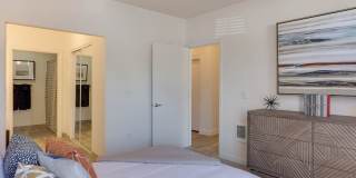 Sunfield Lakes Apartments Gallery 7