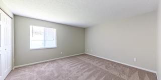 Oakdale Square Apartments Gallery 8