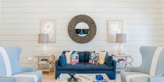 Exchange at Daphne Gallery 5