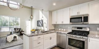 Lofts at Chestnut Gallery 7