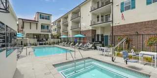 The Commodore Apartments Gallery 3