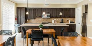 Senior Housing - Emory Senior Living Apartments Gallery 3