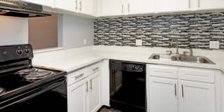 Lakewood Oaks Gallery 2