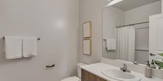 Ridgeline Parkway Apartments Gallery 6