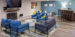 The Somerset Gallery 5