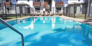 Berkshire Square Gallery 16