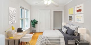 596 West Hawthorne Gallery 1