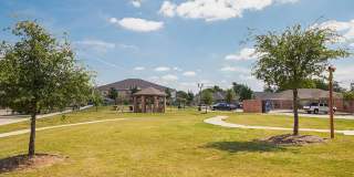 Senior Housing - North Greenbriar Gallery 18