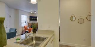 Sunfield Lakes Apartments Gallery 25