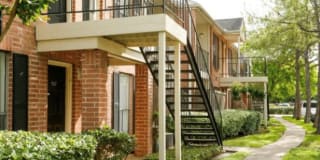 Walnut Terrace Gallery 25