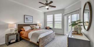 Avenues at Creekside Gallery 21