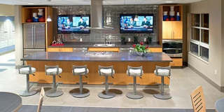 College Suites at Washington Square - Student Housing Gallery 7