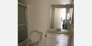 1111 S Oxford Ave Gallery 5