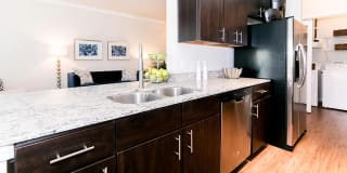 Luxe at Katy Gallery 1