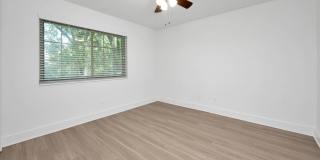 Towncrest Gallery 6