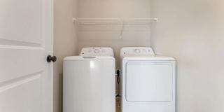 Acclaim of Woodbury Gallery 13