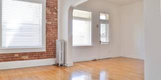 The Kensington Gallery 15