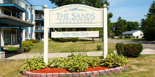 Sands Apartments Gallery 33