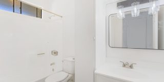 Vanowen Square Gallery 12