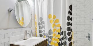 The Avenue at East Falls Gallery 11