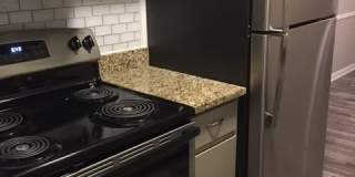 Wilshire on Mockingbird Gallery 2