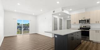 Wall & 17th Gallery 2