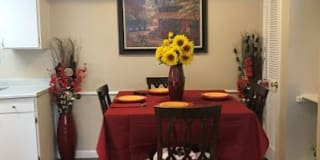 Northlake Manor Gallery 3