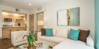 Living at Santa Monica Gallery 2