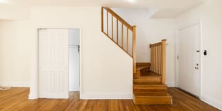 1912  Spruce St Gallery 1