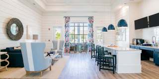 Exchange at Daphne Gallery 9