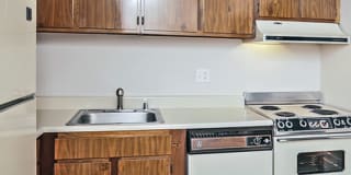 Burnam Woods Apartments Gallery 2