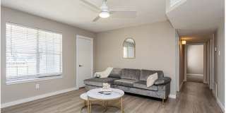 Laurel Oak Village Apartments Gallery 3