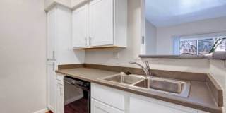 Village Crest Apartments Gallery 3