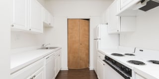 220 South 16th Street Gallery 1