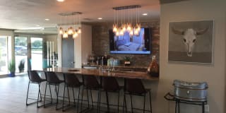 6Eleven Lamar Gallery 11