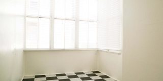 The Kensington Gallery 6