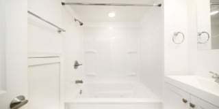 415-417 S 10th Gallery 15