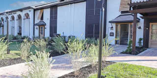 Berkshire Square Gallery 12