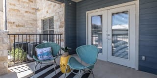 Hunters Crossing Gallery 13