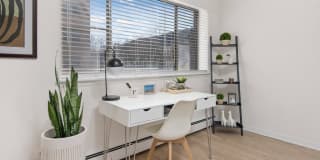 455 West Wellington Gallery 9