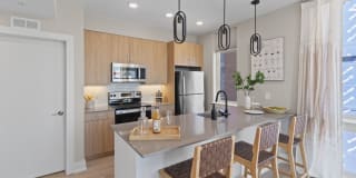 Five on Canal Gallery 1