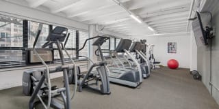 350 West Oakdale Gallery 18