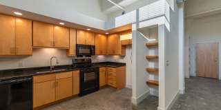 Petersburg ArtistSpace Lofts Gallery 26