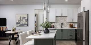 Broadstone Overlands - Apartments & Townhomes Gallery 1