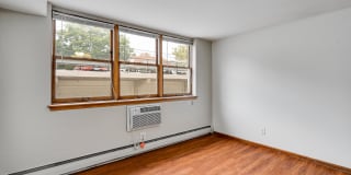 Bryant Manor Apartments Gallery 19